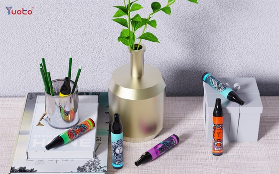 Yuoto originale 2000 soffia penna eliminabile di Vape delle E-sigarette del succo 850mAh di Mesh Coil 6ml E del vape di Vape